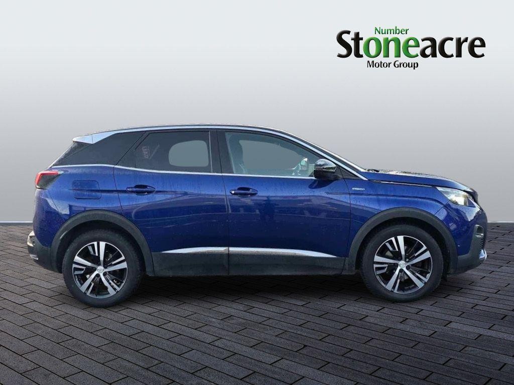 Peugeot 3008 Image 2