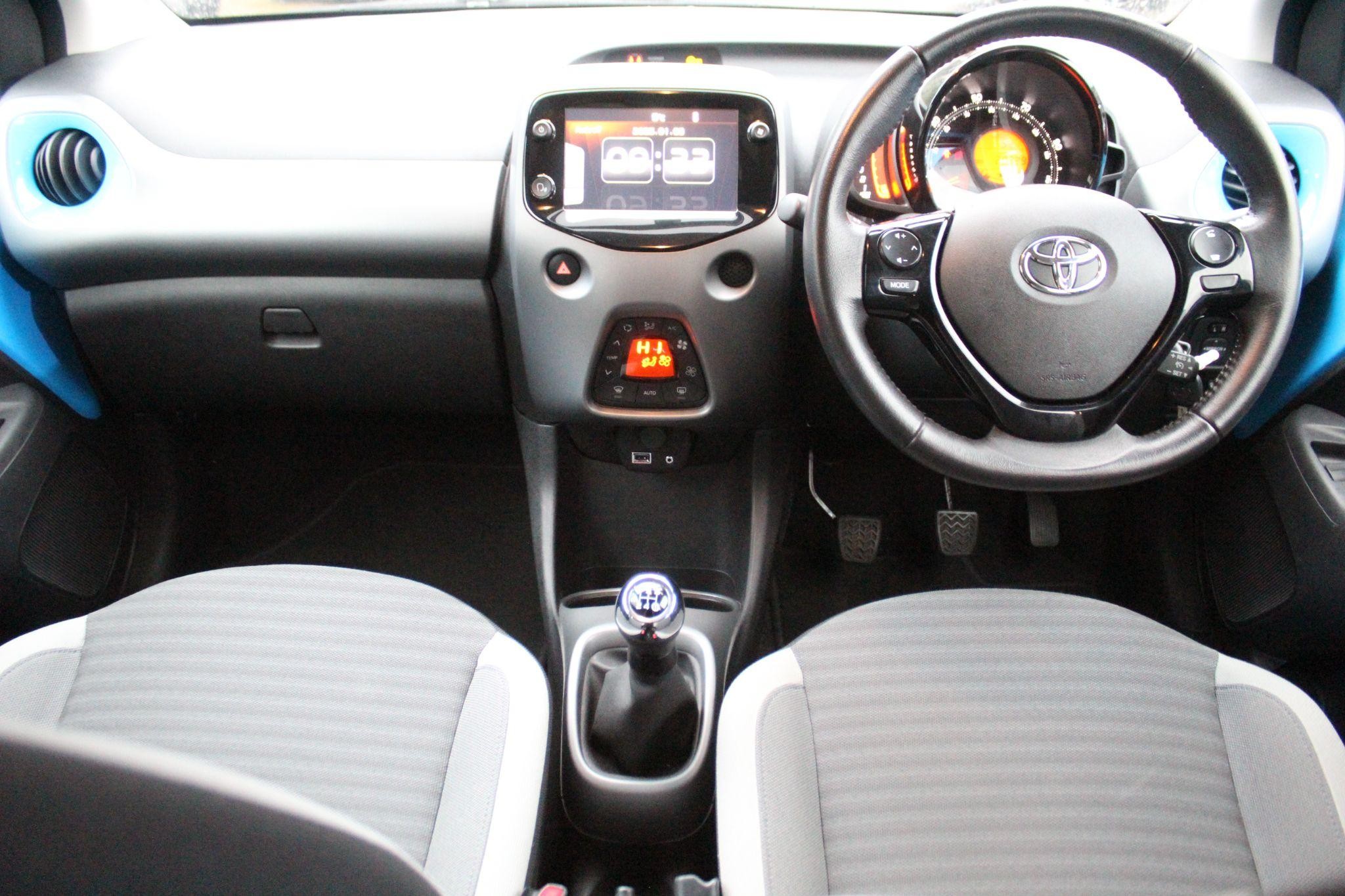 Toyota Aygo Image 13