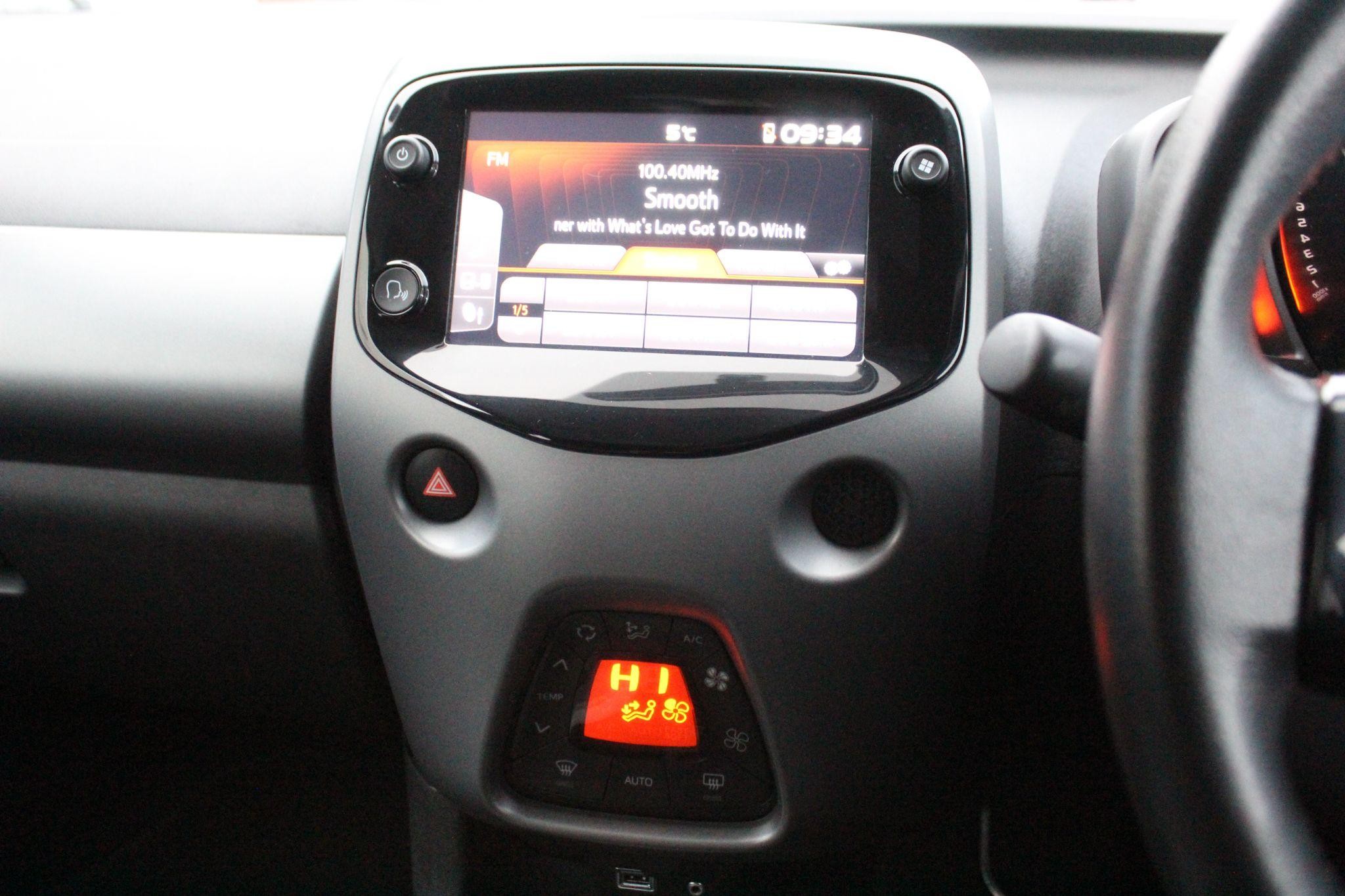 Toyota Aygo Image 18