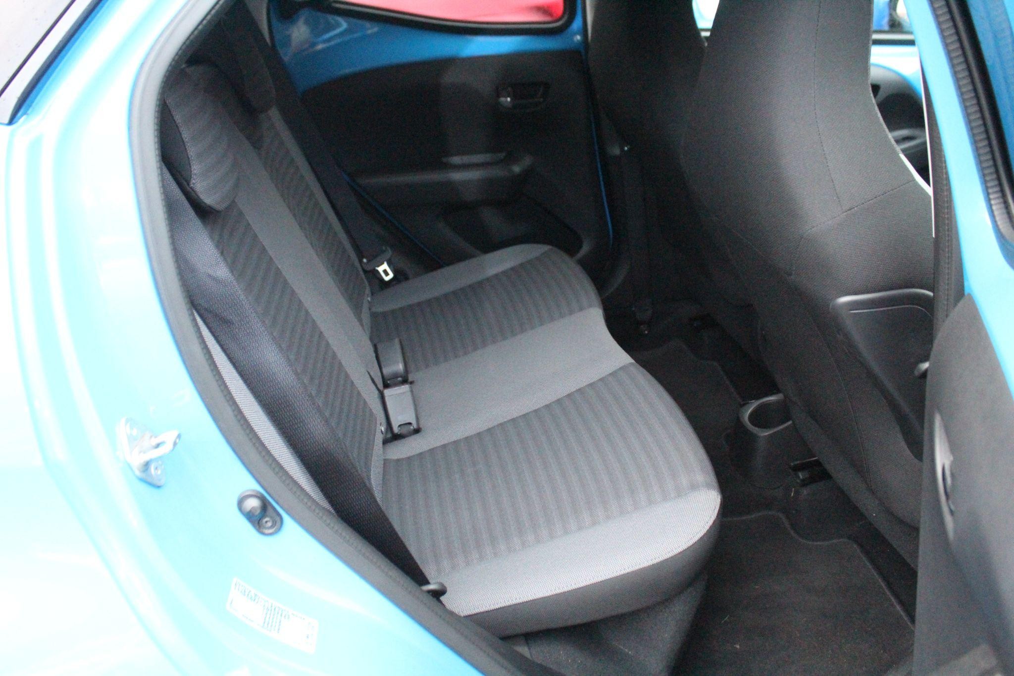 Toyota Aygo Image 23