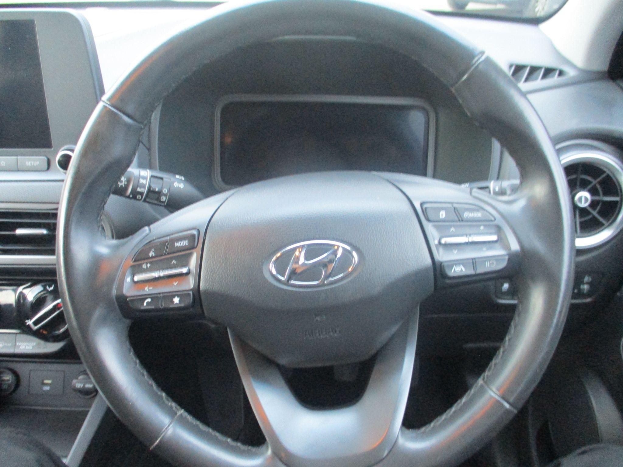 Hyundai KONA Image 22