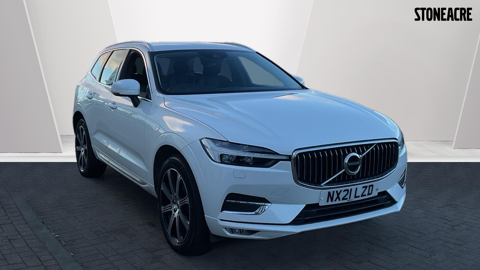 Volvo XC60 Image 1