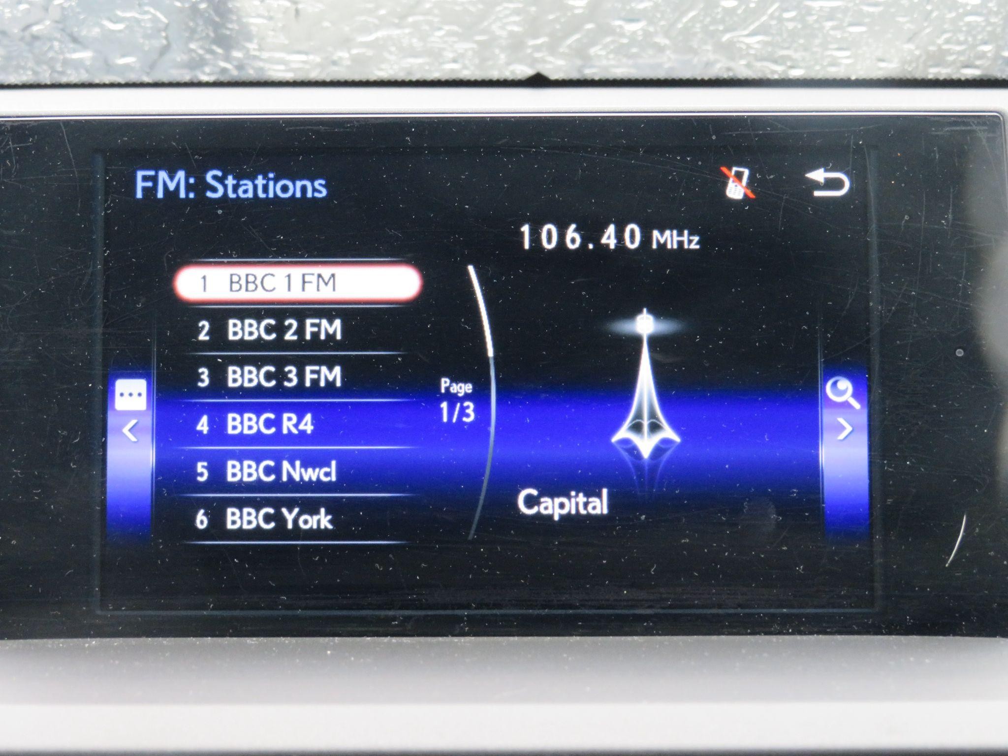 Lexus NX Self-Charging Hybrid Image 37