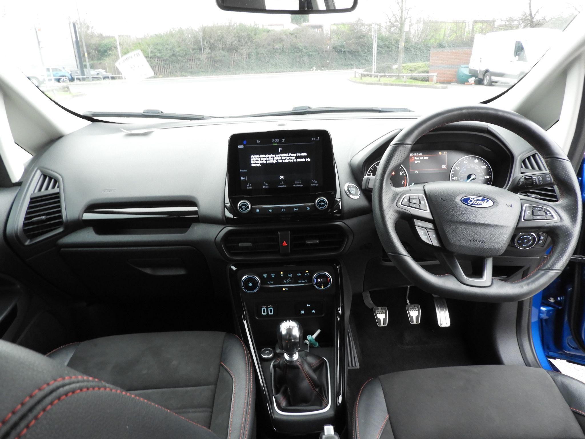 Ford EcoSport Image 12