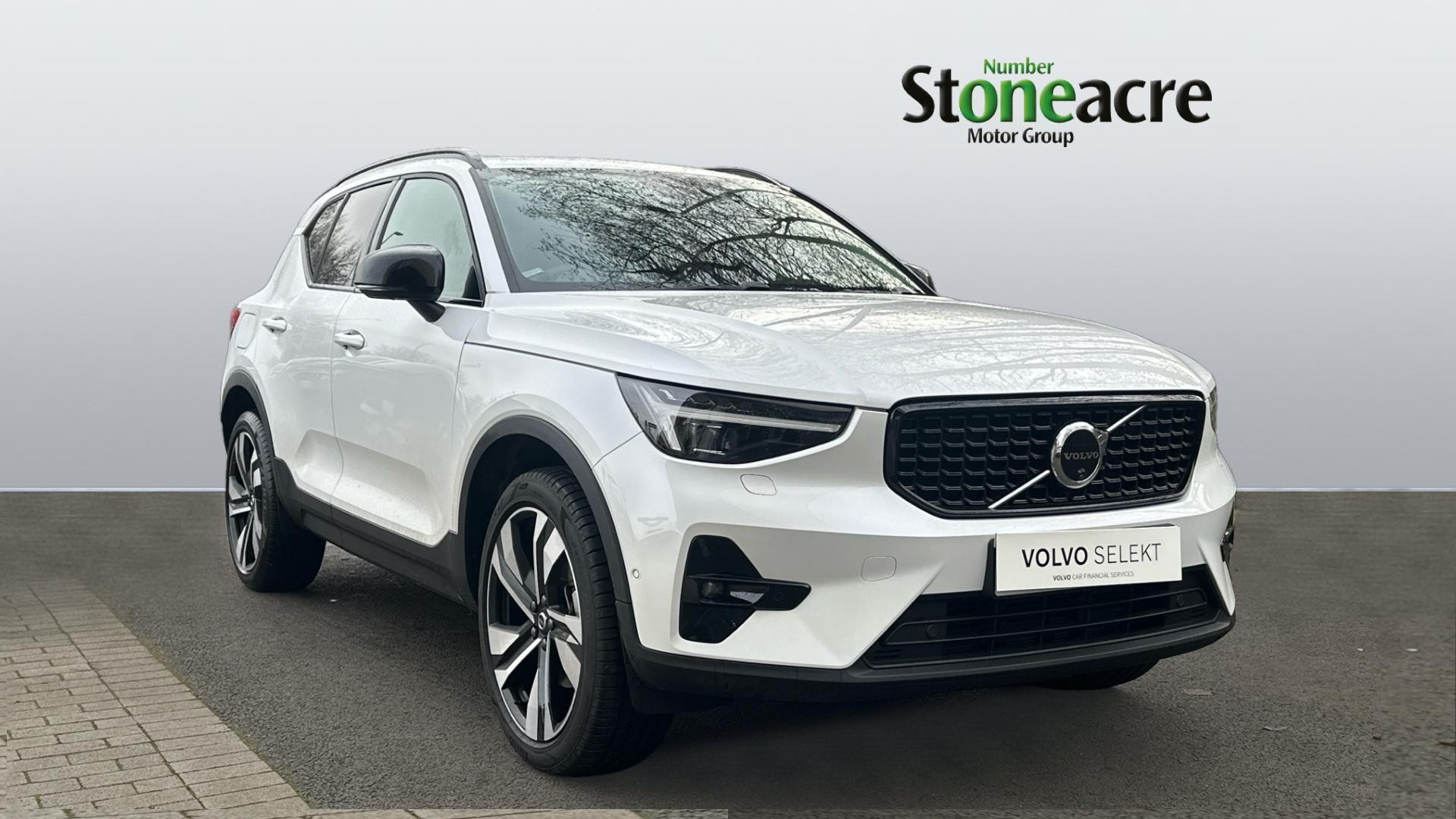 Volvo XC40 Image 1