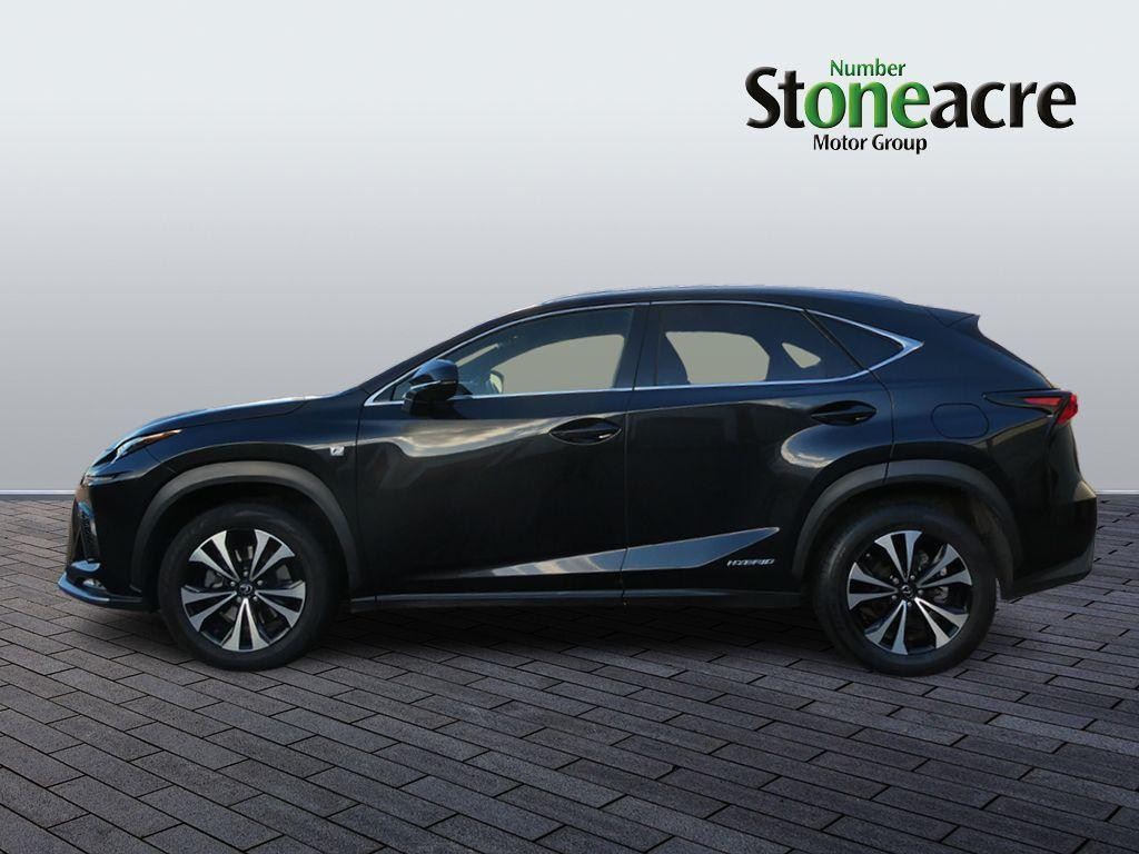 Lexus NX Image 6