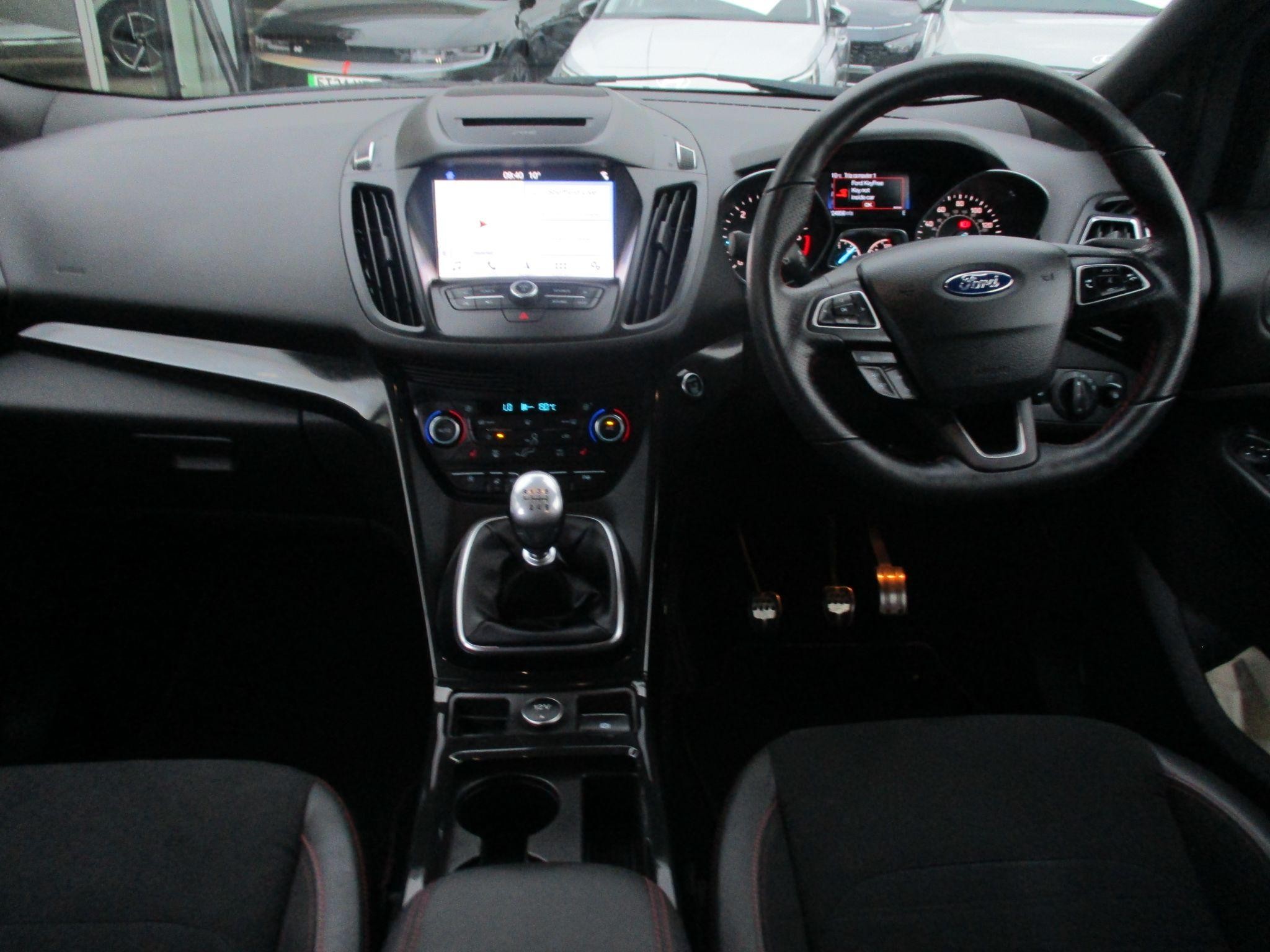 Ford Kuga Image 13