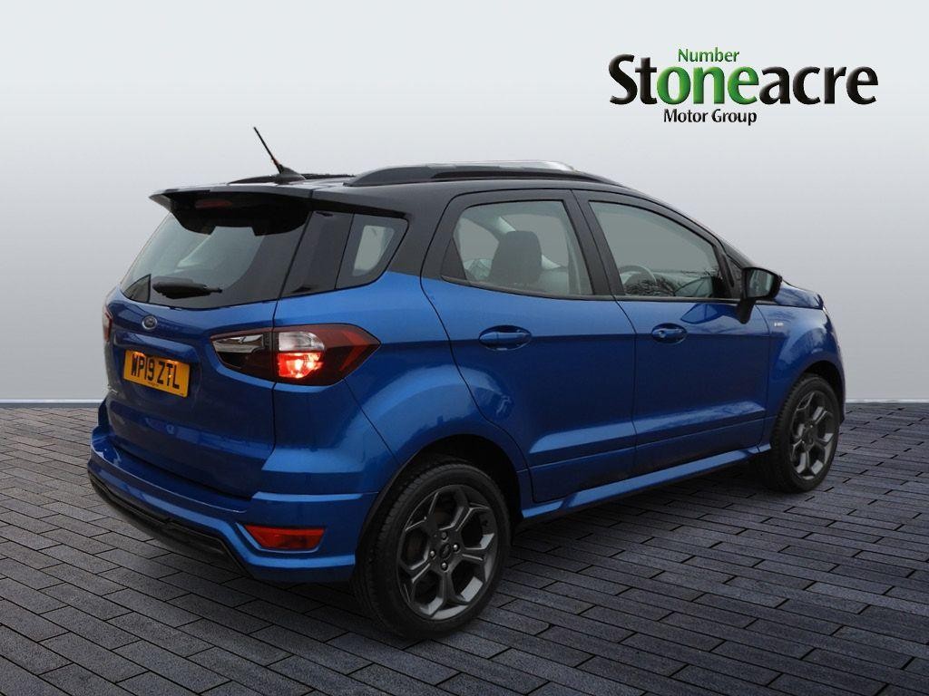 Ford EcoSport Image 3