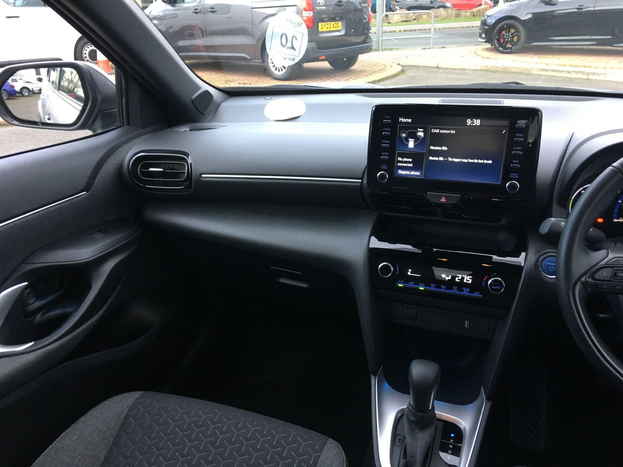 Toyota Yaris Cross Image 16