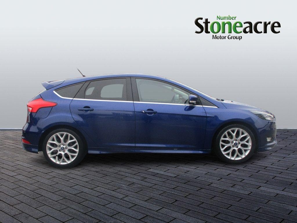 Ford Focus Image 2