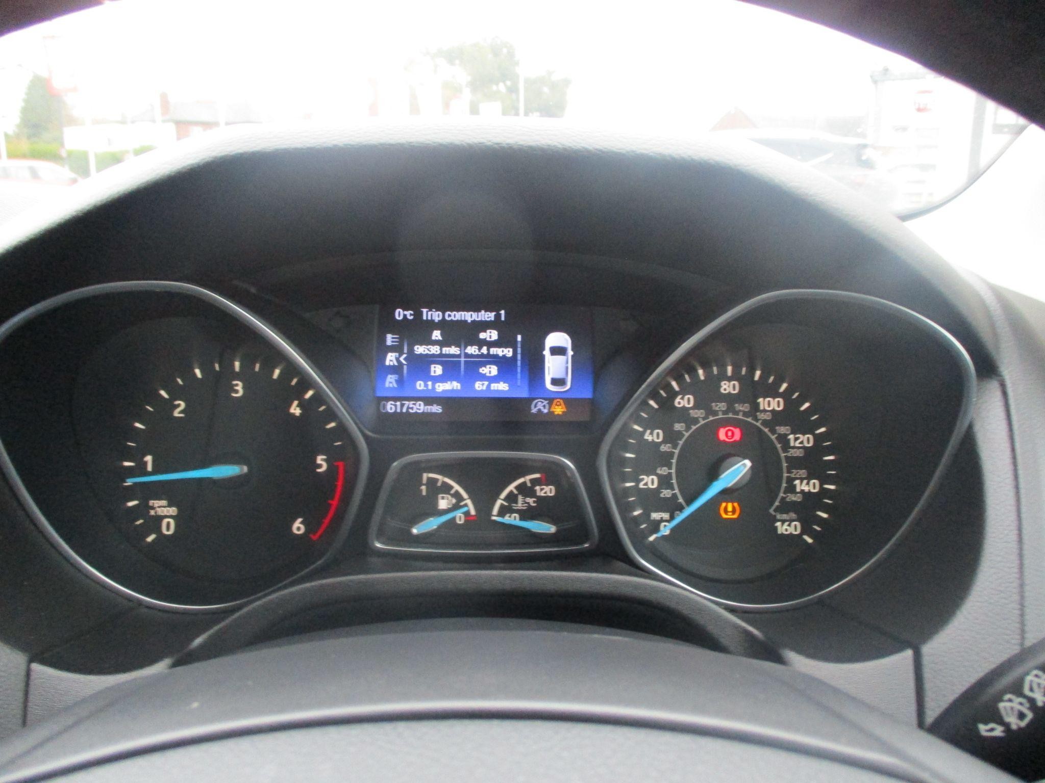 Ford Focus Image 20