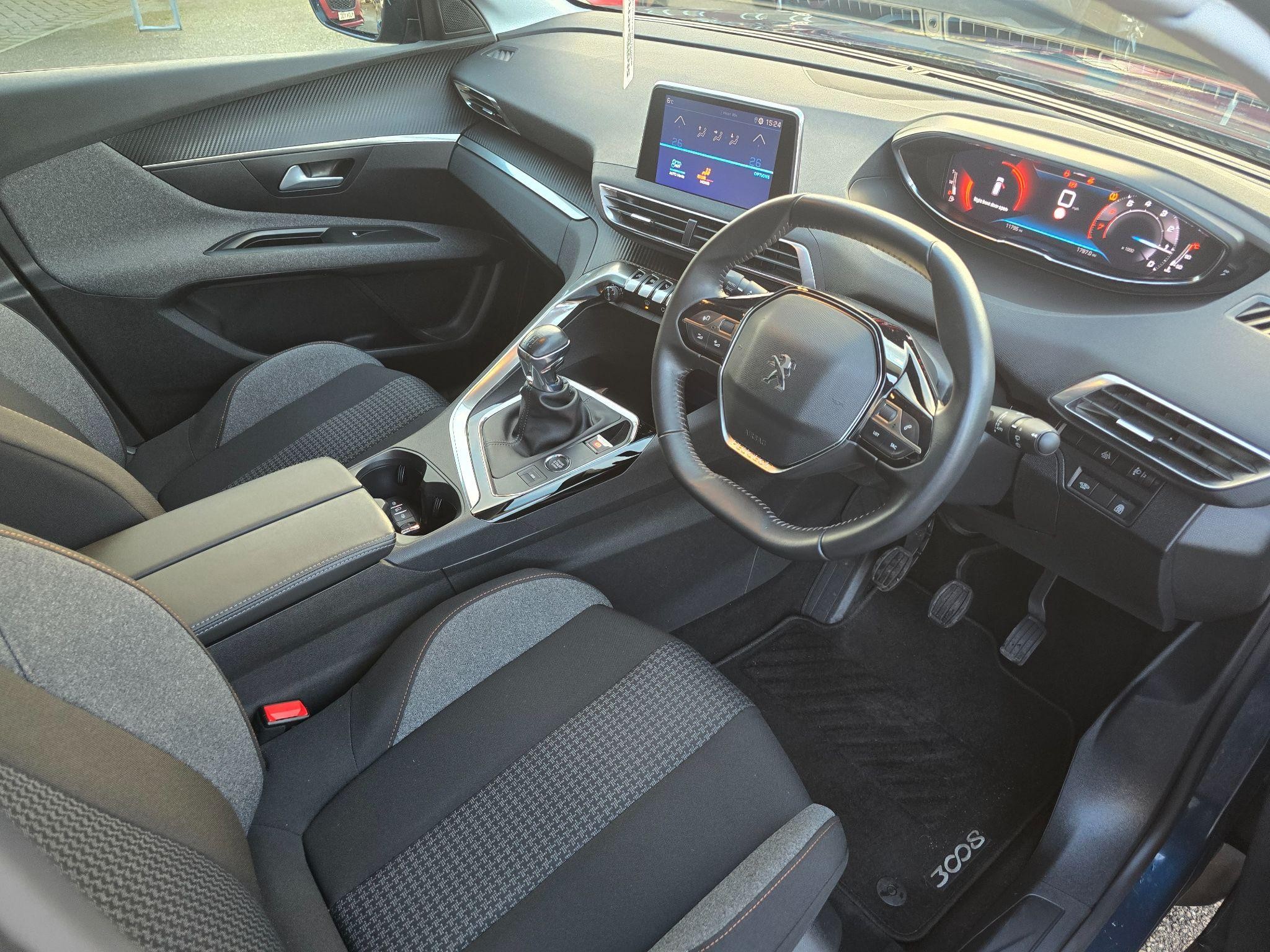 Peugeot 3008 Image 11