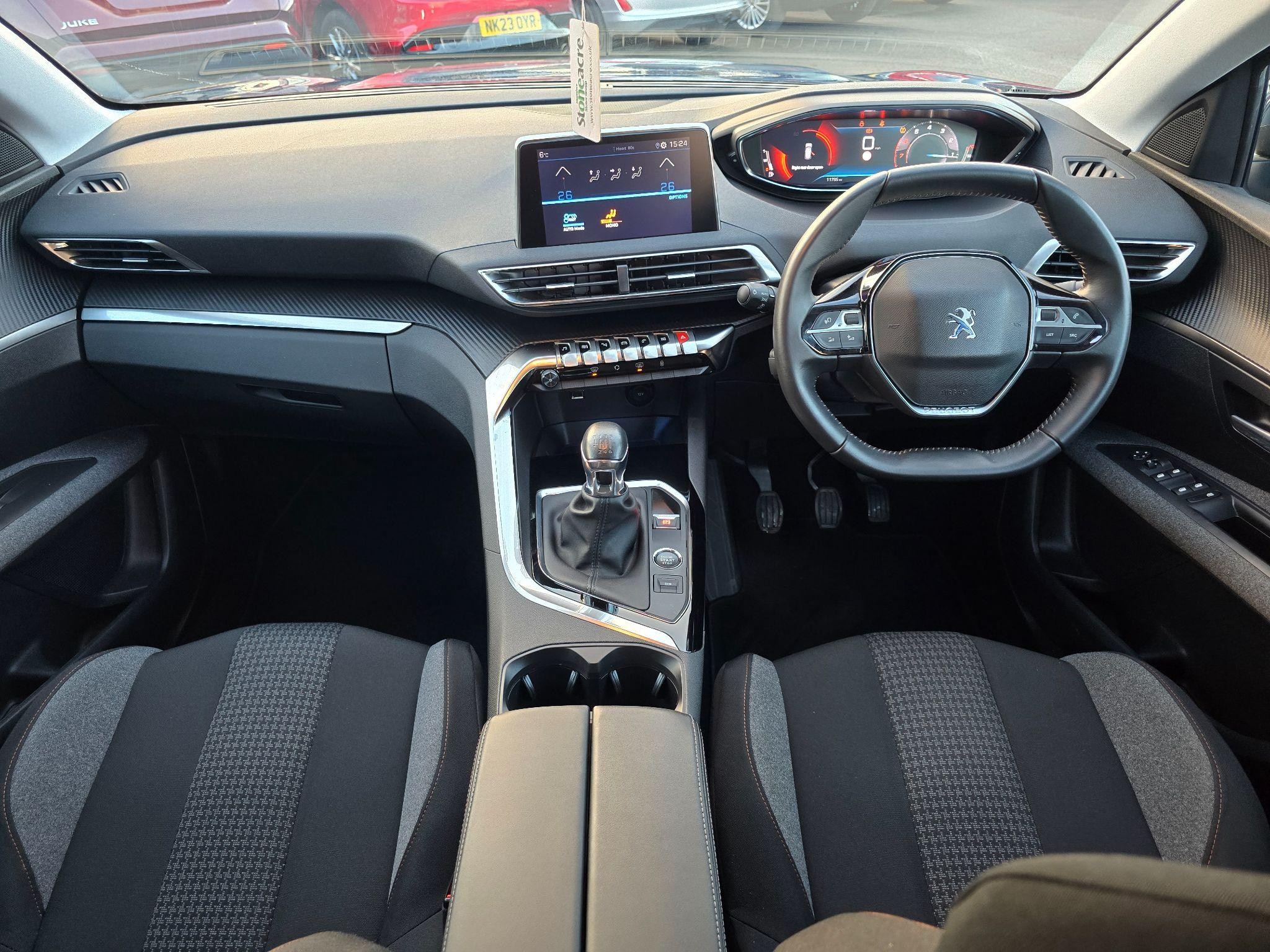 Peugeot 3008 Image 12