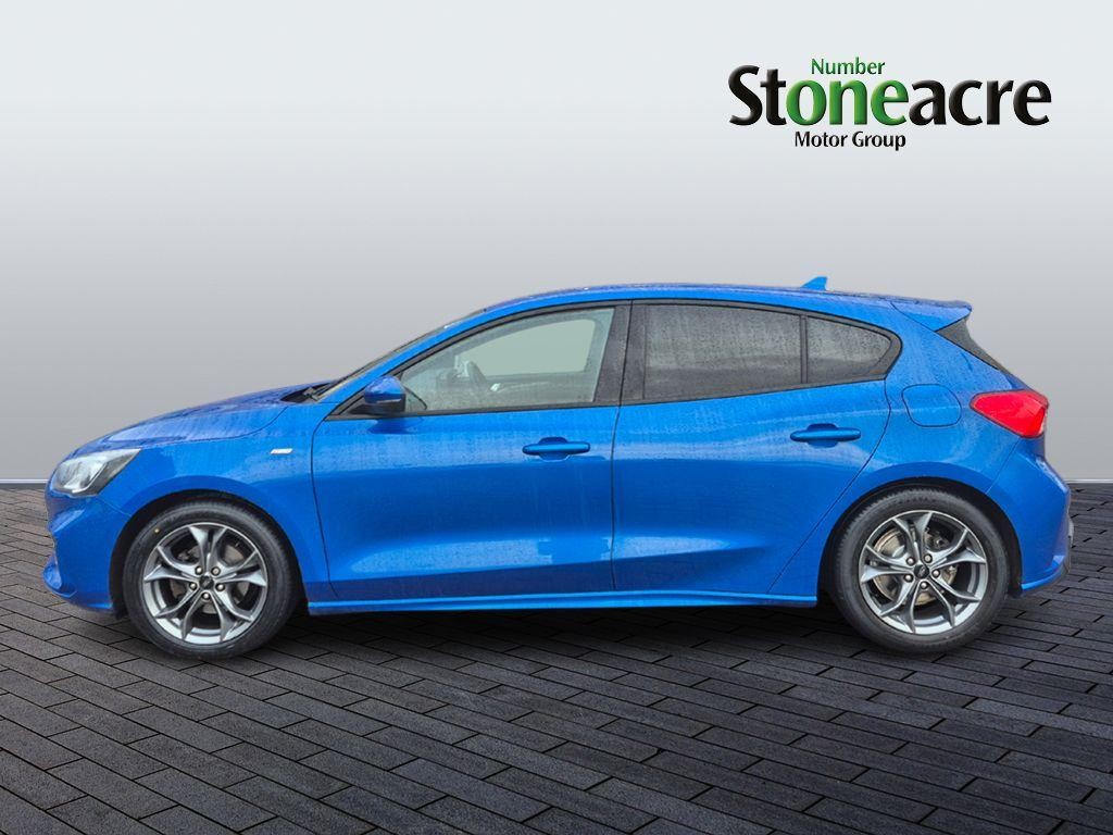 Ford Focus Image 6