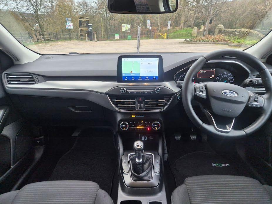 Ford Focus Image 17