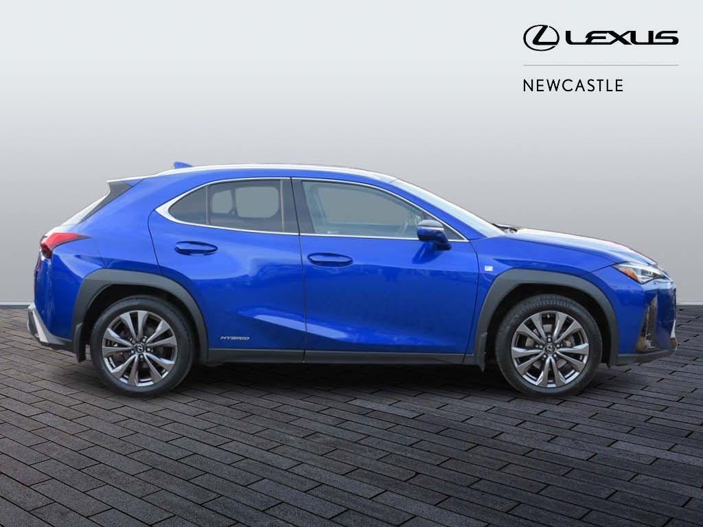 Lexus UX Image 4