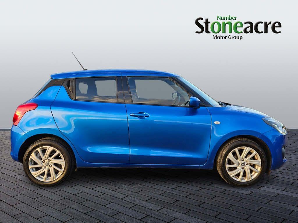 Suzuki Swift Image 2