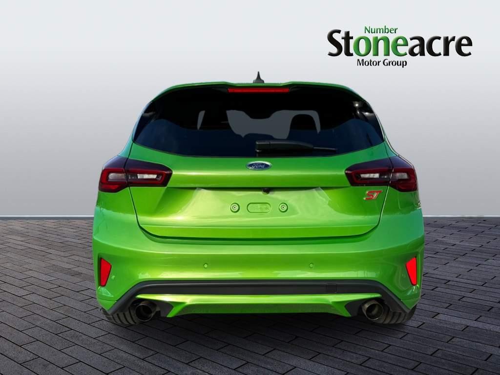 Ford Focus Image 4