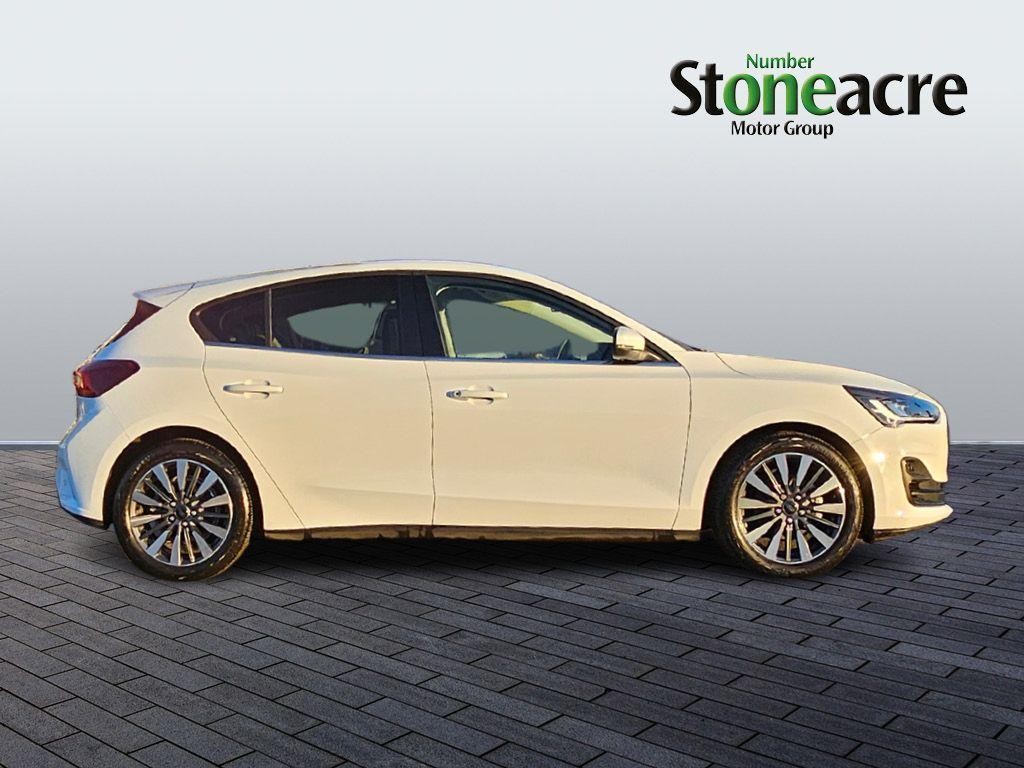 Ford Focus Image 2