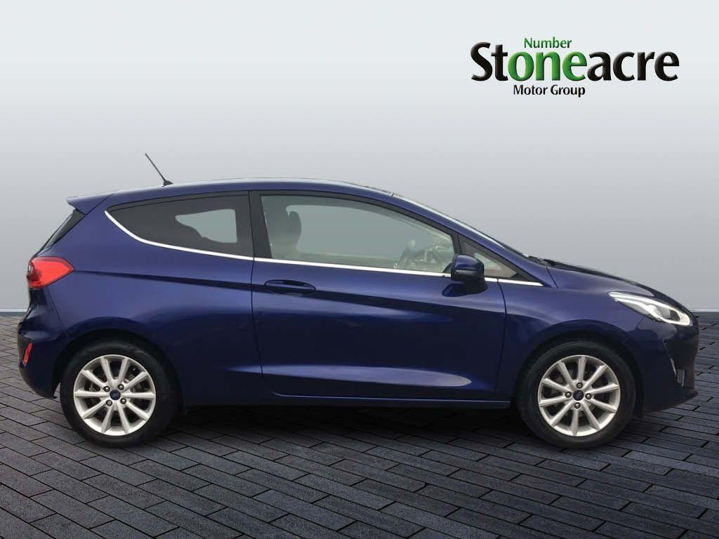 Ford Fiesta Image 2