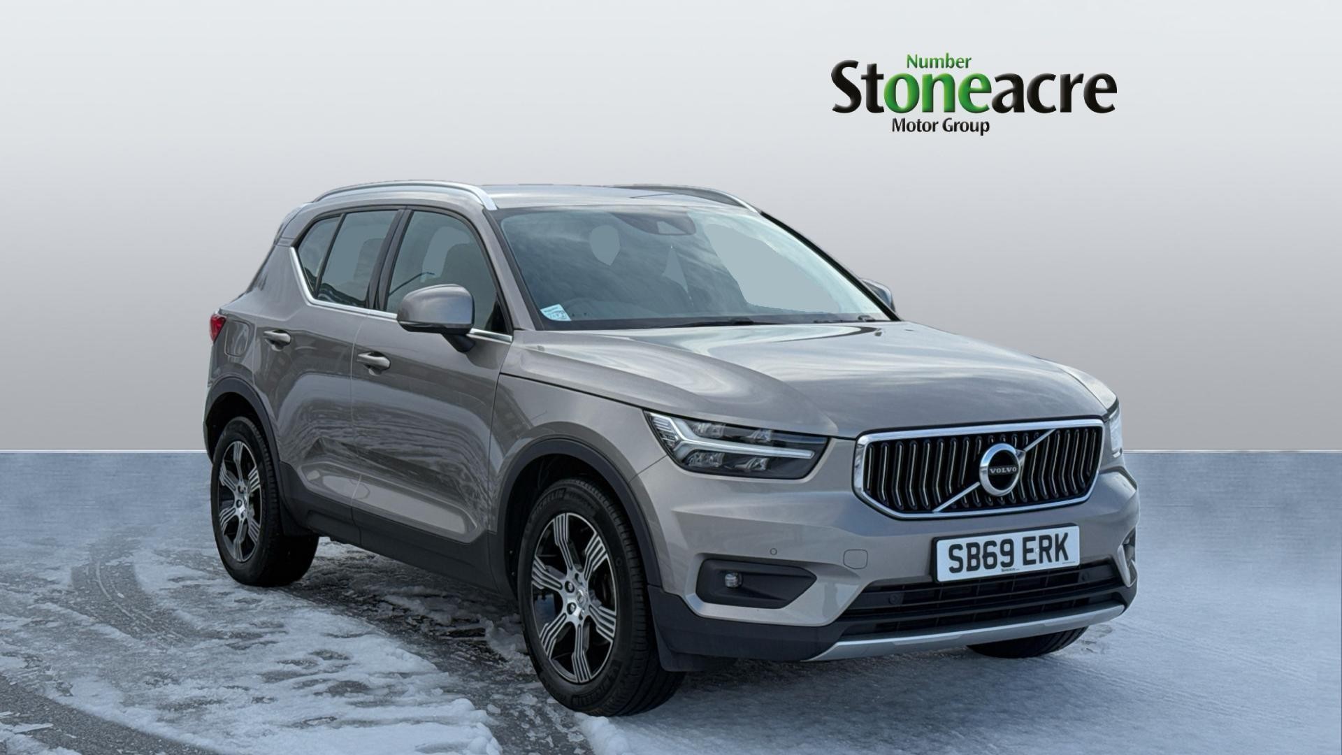 Volvo XC40 Image 1