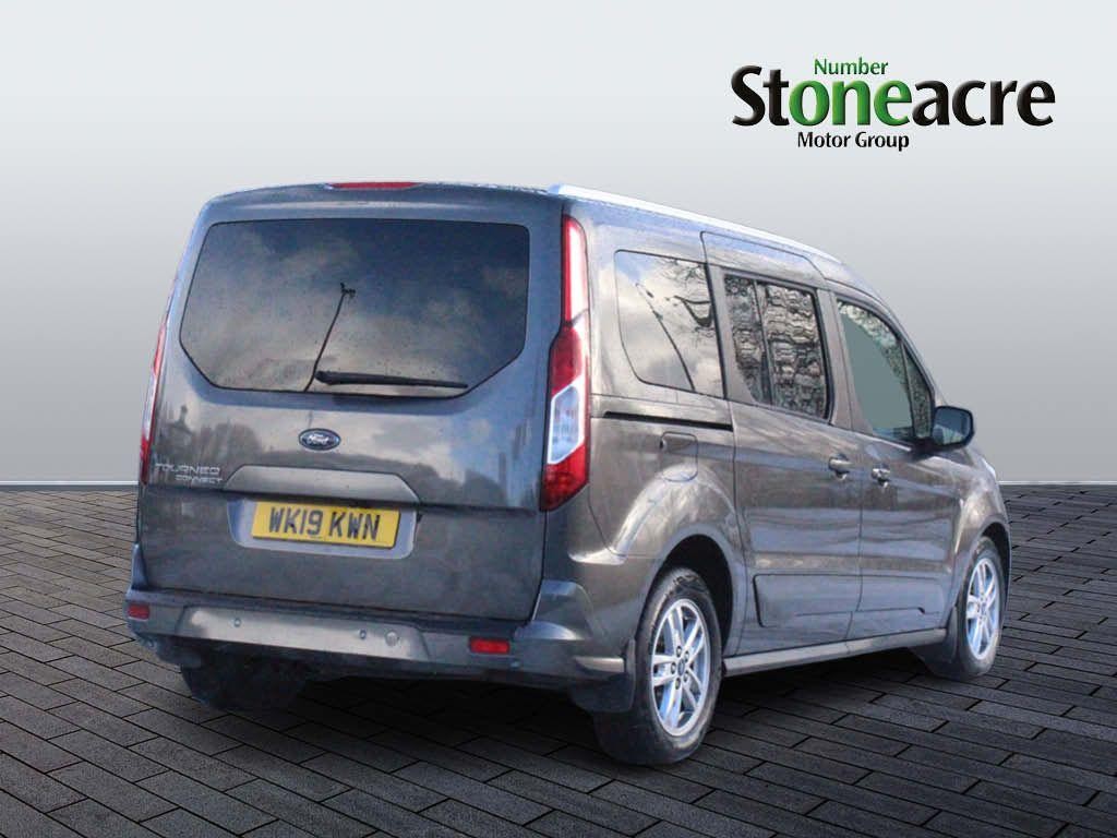 Ford Grand Tourneo Connect Image 3