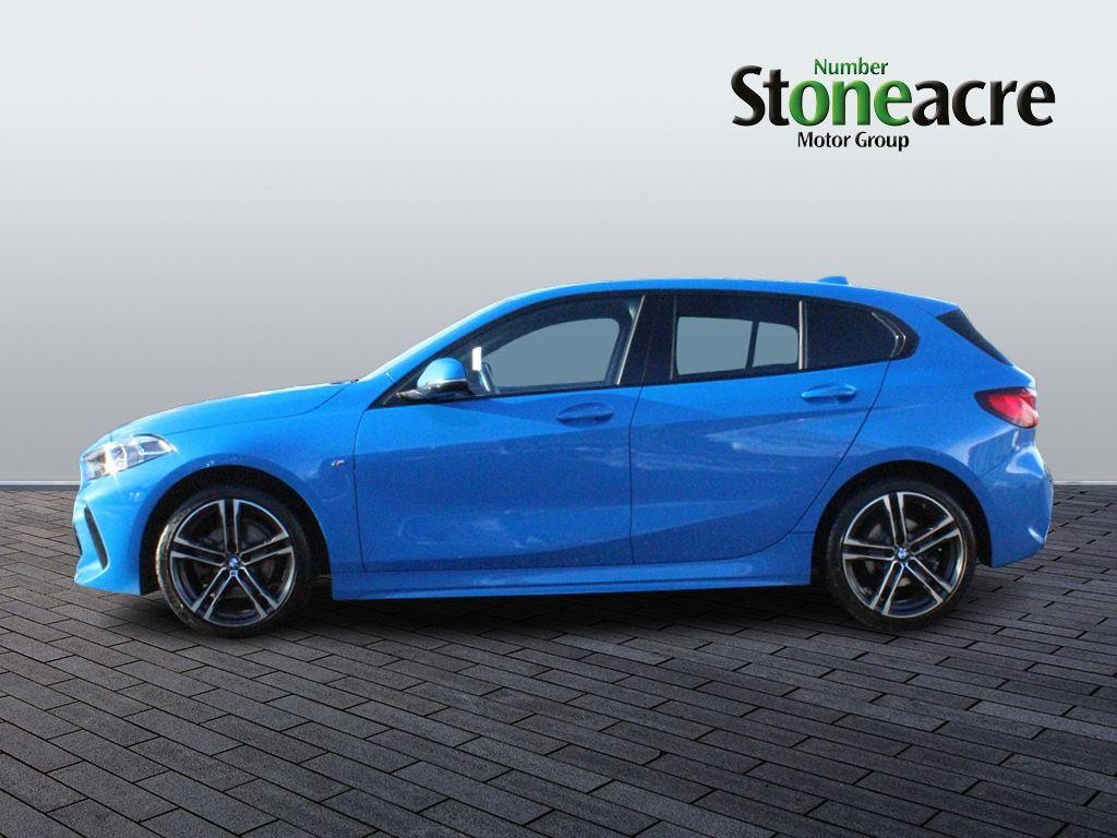 BMW 1 Series Image 6