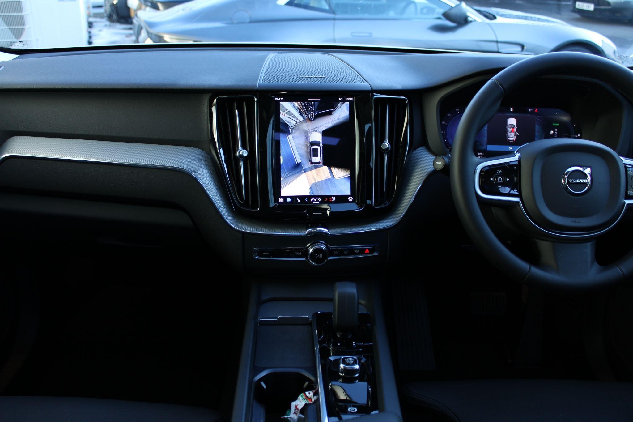 Volvo XC60 Image 9