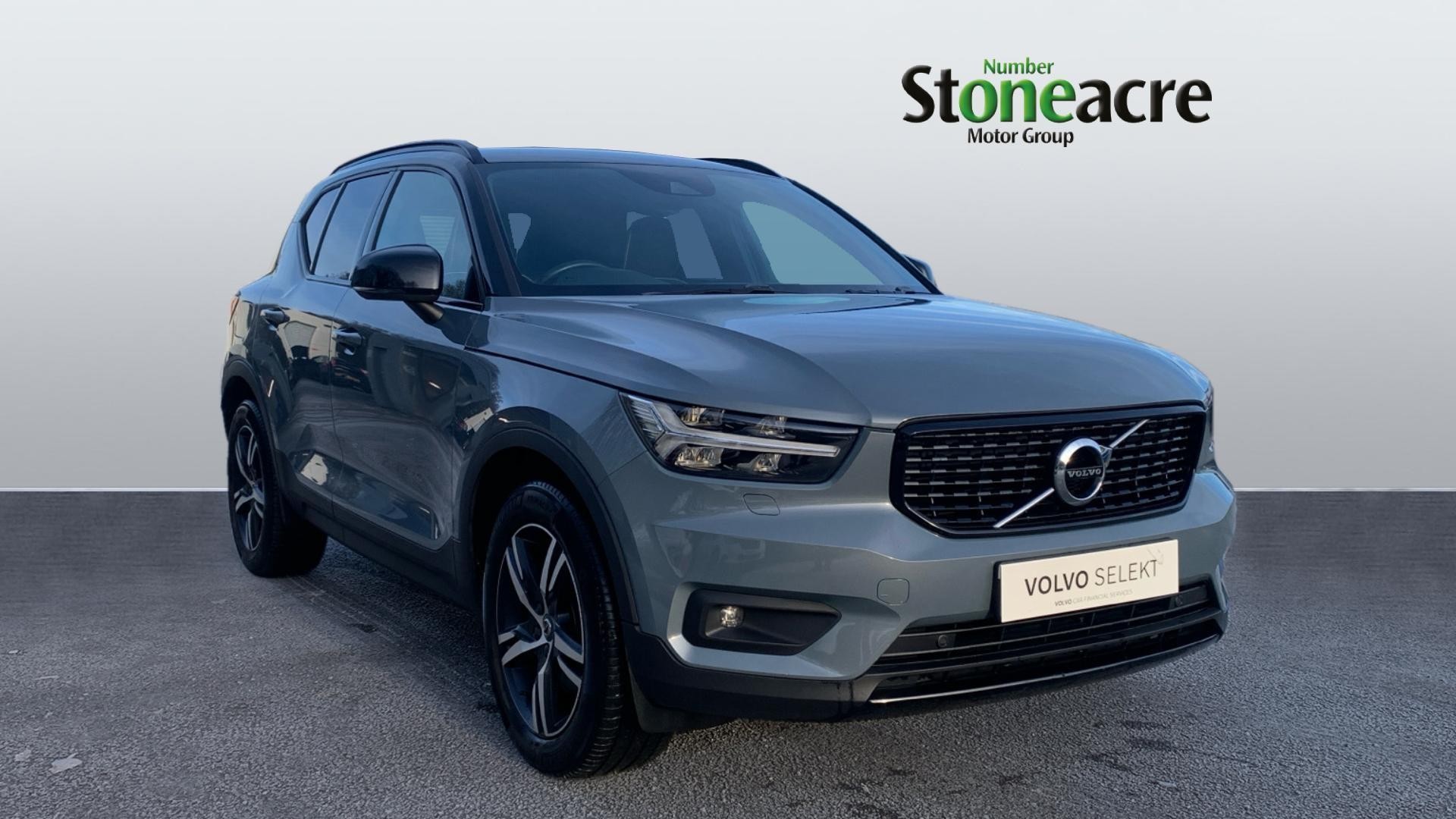 Volvo XC40 Image 1