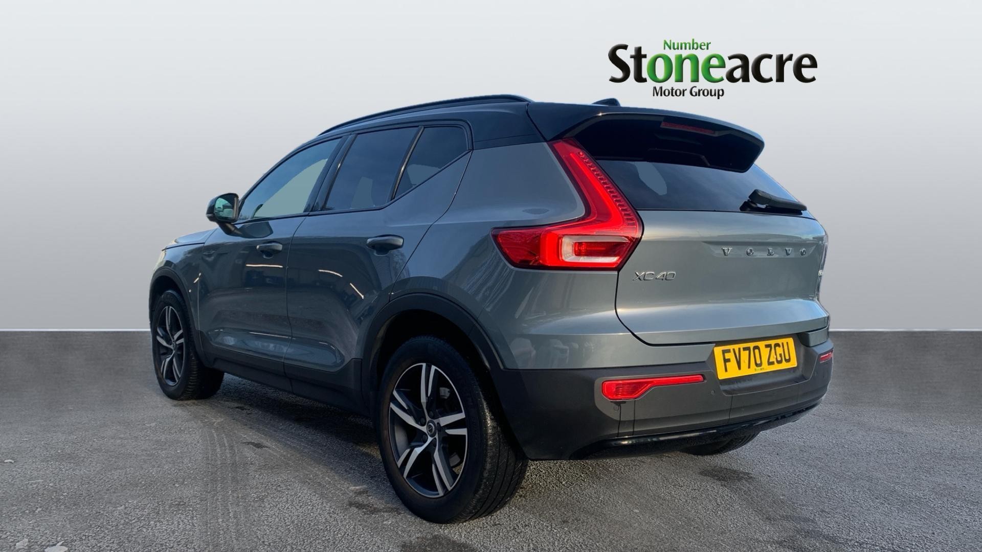 Volvo XC40 Image 2