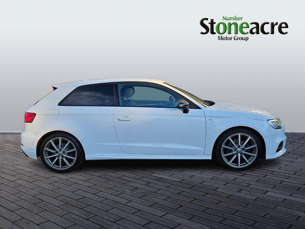 Audi A3 Image 2