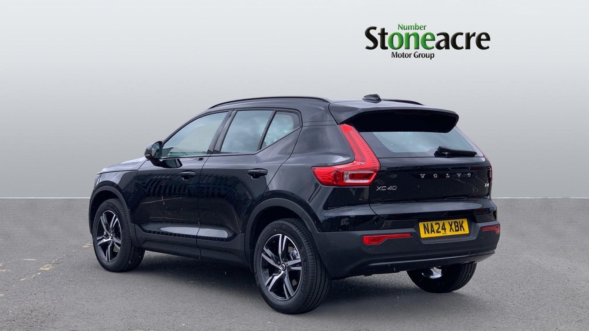 Volvo XC40 Image 2