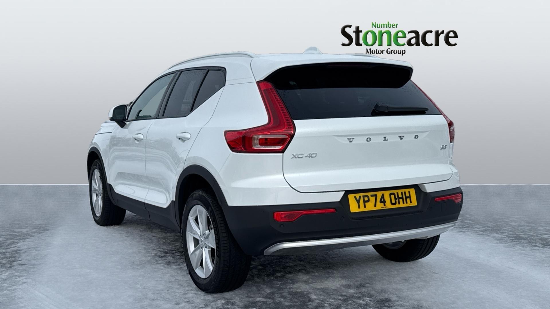 Volvo XC40 Image 2