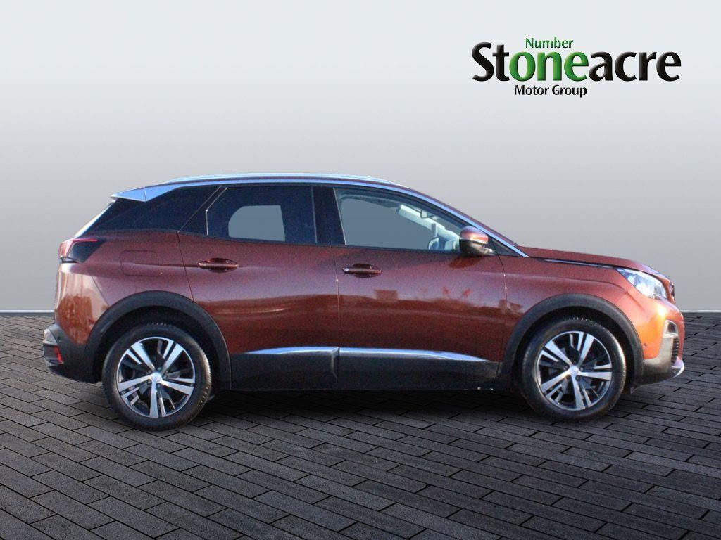 Peugeot 3008 Image 2