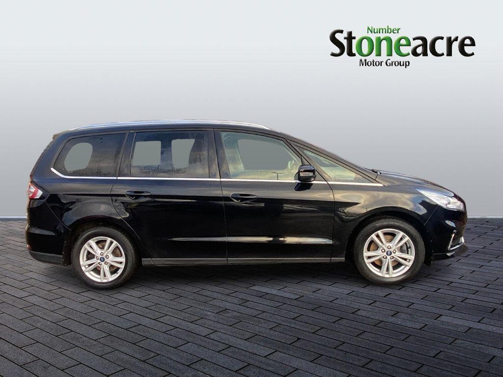 Ford Galaxy Image 2