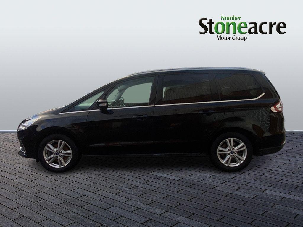 Ford Galaxy Image 6