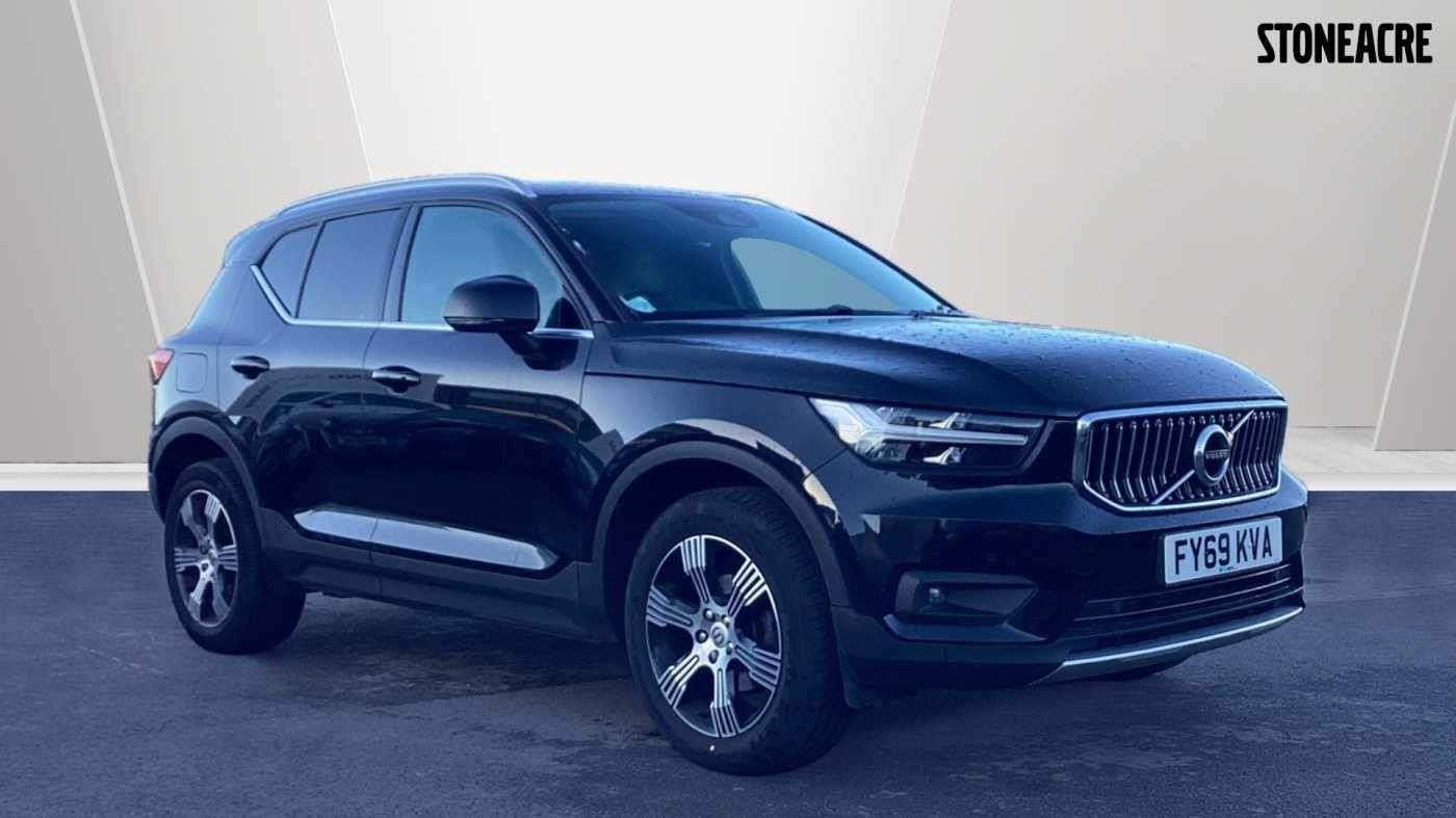 Volvo XC40 Image 1