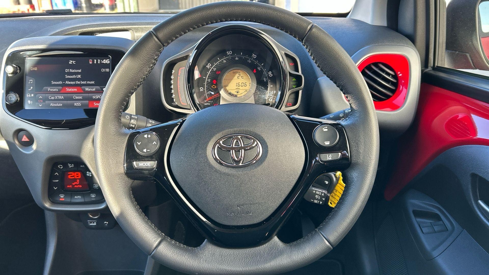 Toyota Aygo Image 12