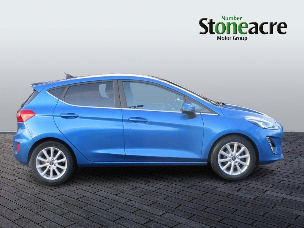 Ford Fiesta Image 2