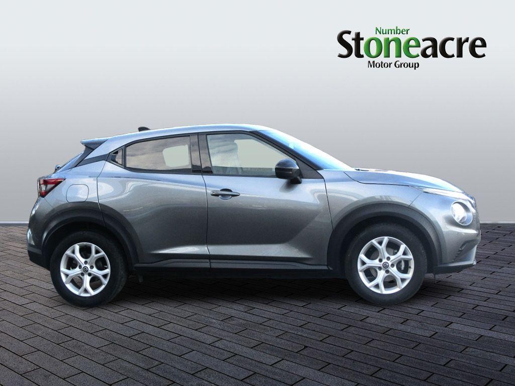 Nissan Juke Image 2