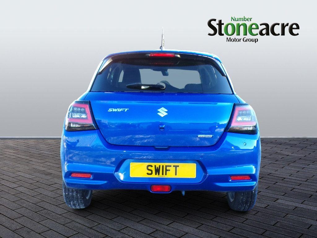 Suzuki Swift Image 6