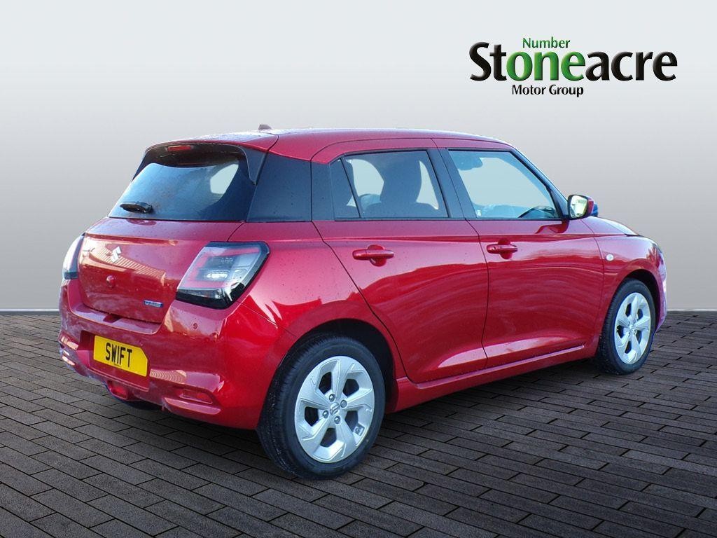 Suzuki Swift Image 8