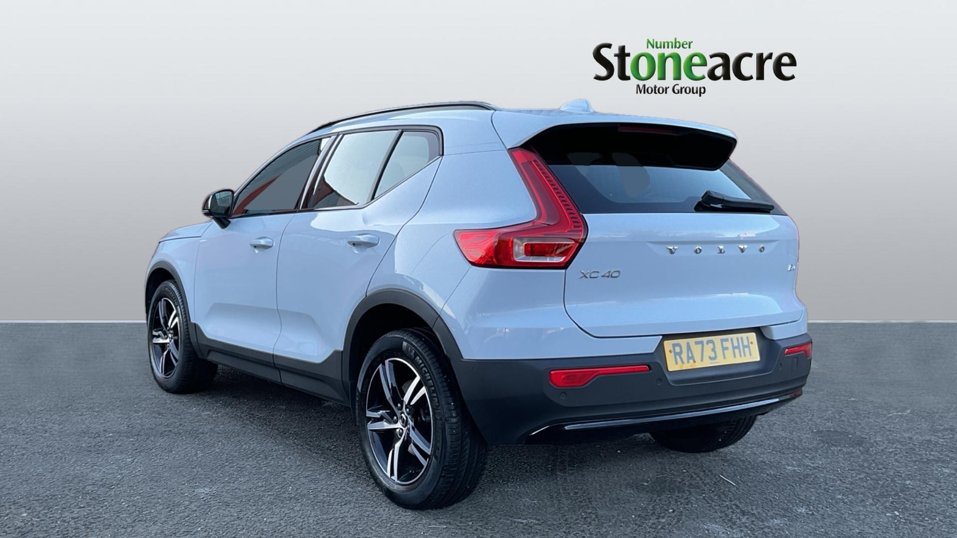 Volvo XC40 Image 2