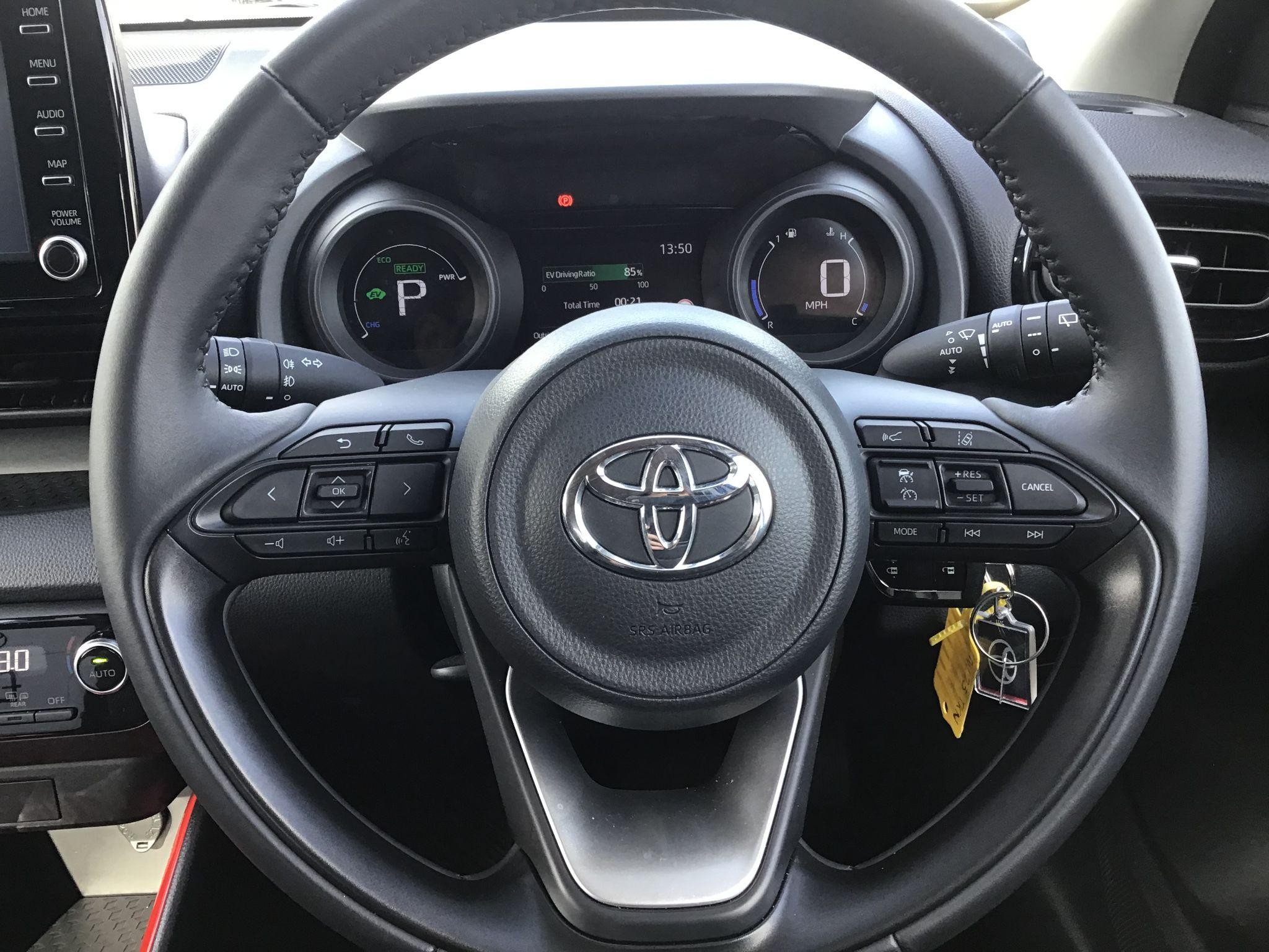 Toyota Yaris Image 14