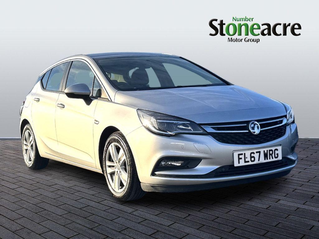 Vauxhall Astra Image 1