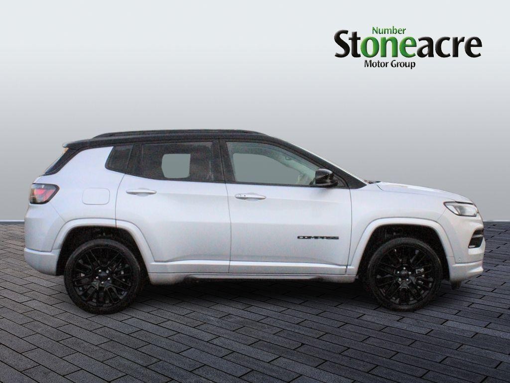 Jeep Compass Image 2