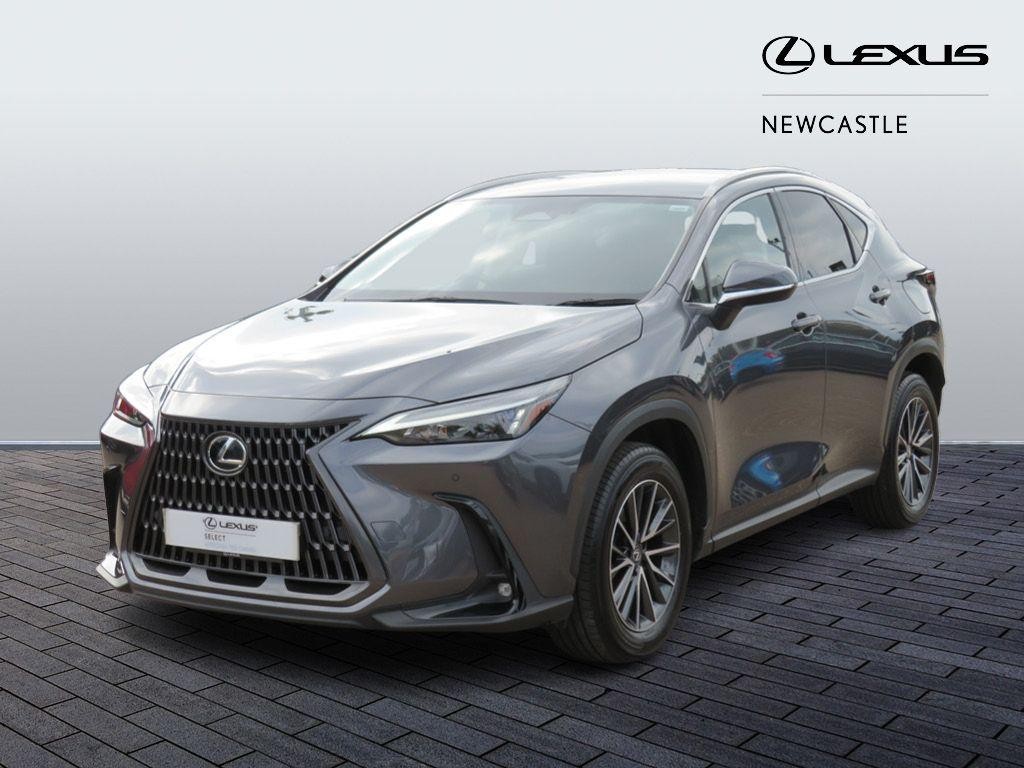 Lexus NX Self-Charging Hybrid Image 9