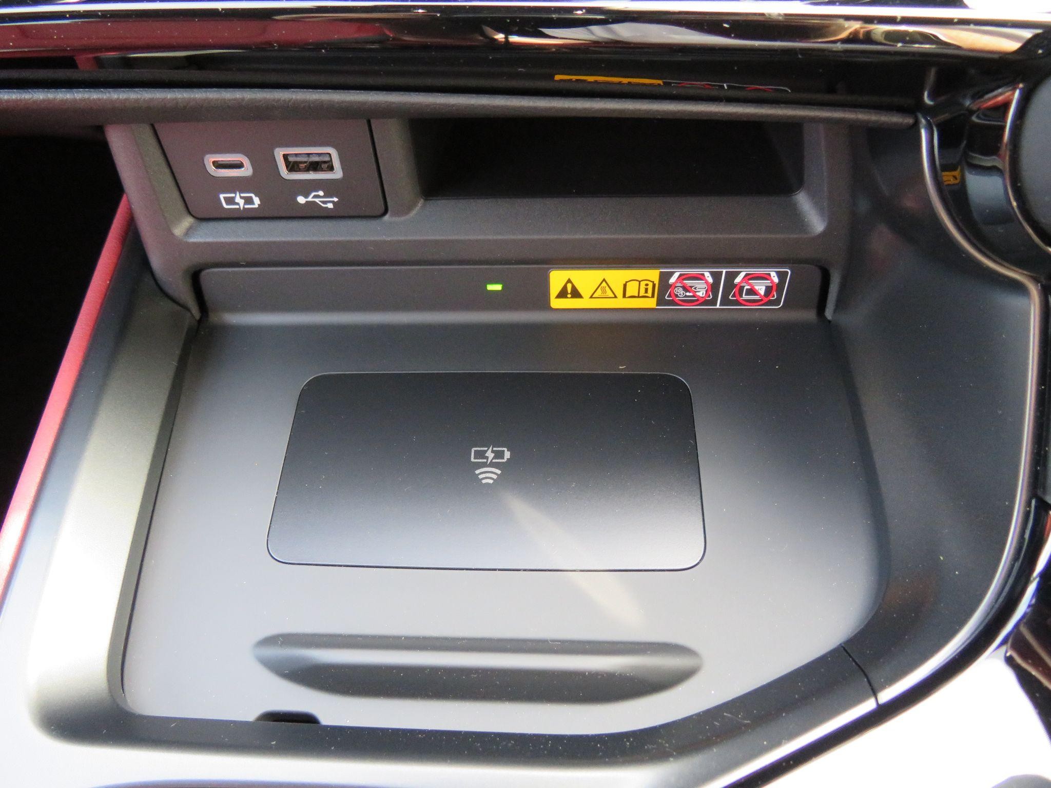 Lexus NX Self-Charging Hybrid Image 23