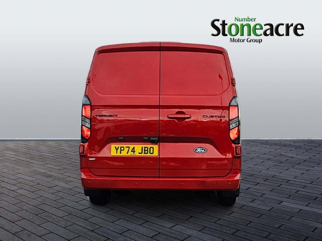 Ford Transit Custom Image 4