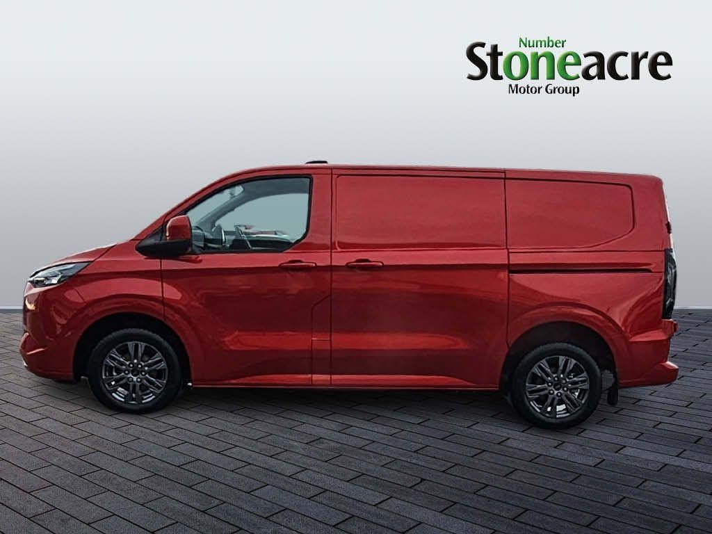Ford Transit Custom Image 6